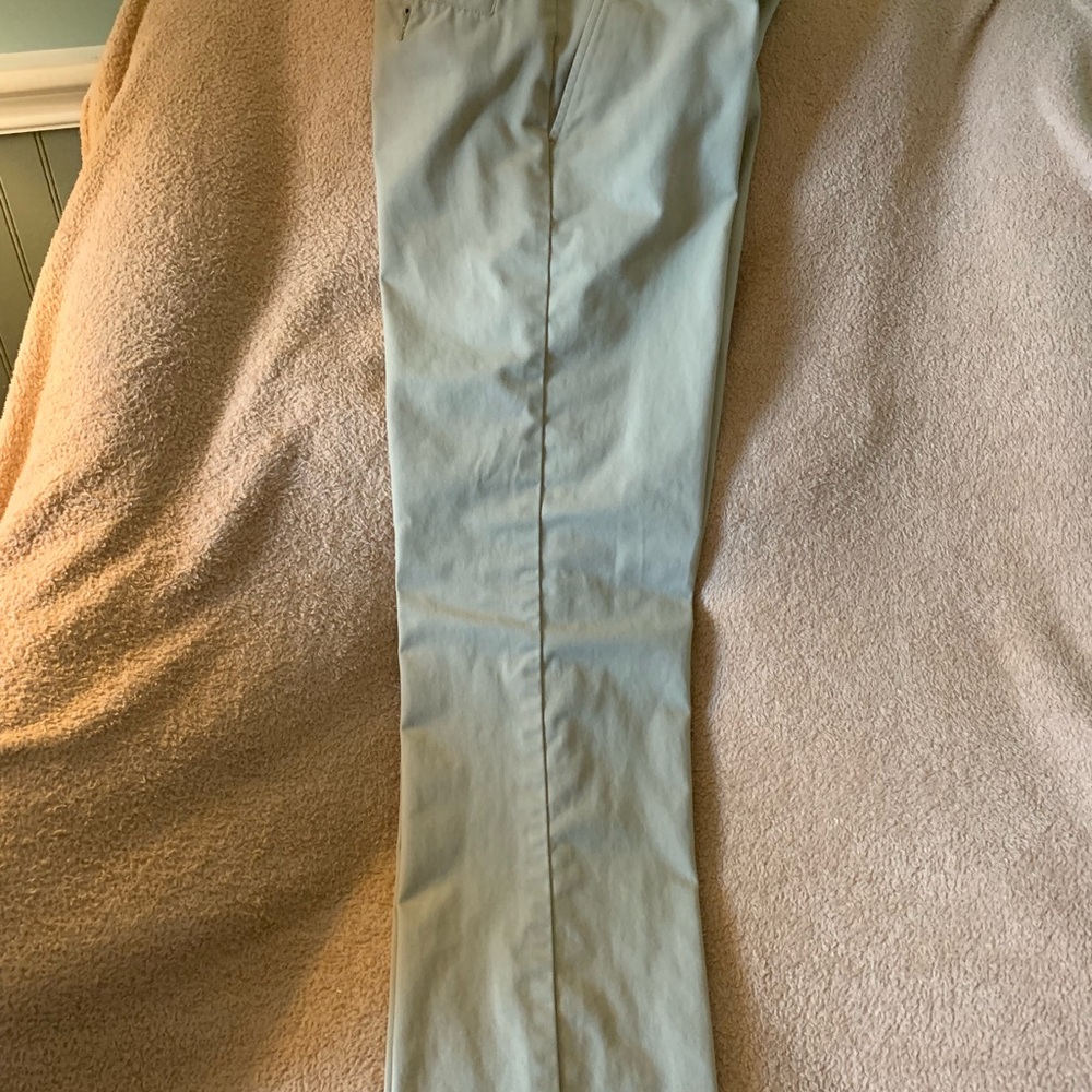 Men’s khaki